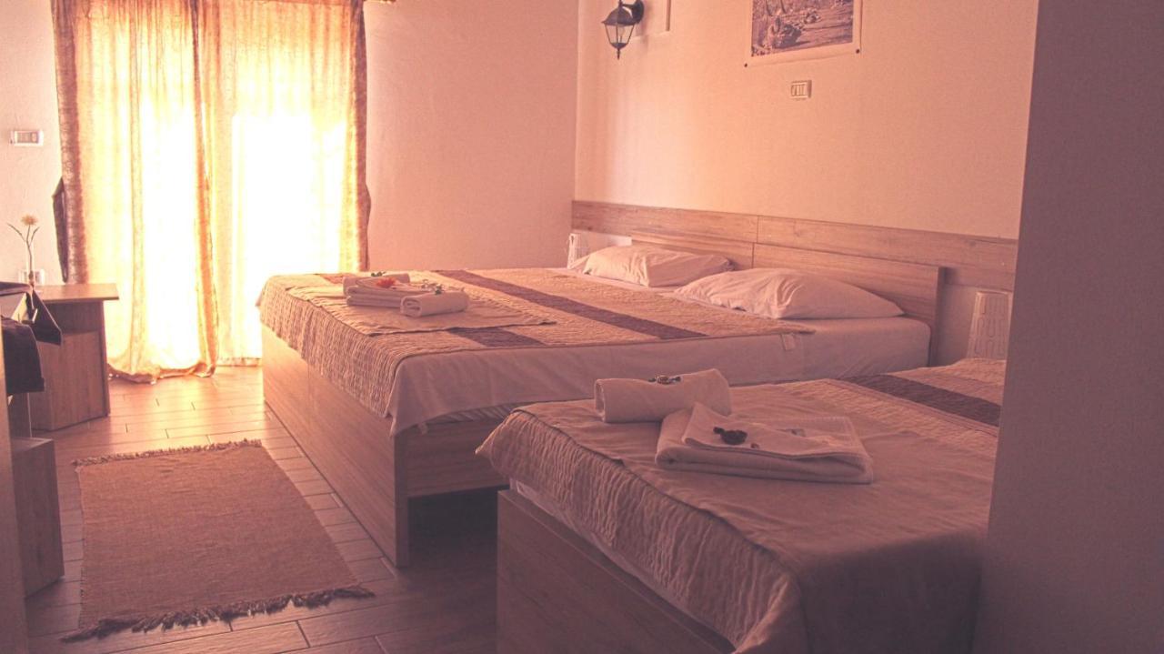 Resort Big House Plitvicka Jezera Licko Petrovo Selo Exterior photo